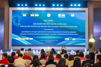 GIẢI PHÁP THU HÚT, PHÁT TRIỂN NGUỒN NHÂN LỰC NGÀNH KHÁCH SẠN - KIẾN TẠO MÔI TRƯỜNG LÀM VIỆC HẤP DẪN VỚI NHỮNG TRẢI NGHIỆP TUYỆT VỜI CHO NHÂN VIÊN TRONG KHÁCH SẠN